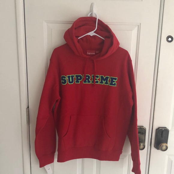 Supreme hoodie